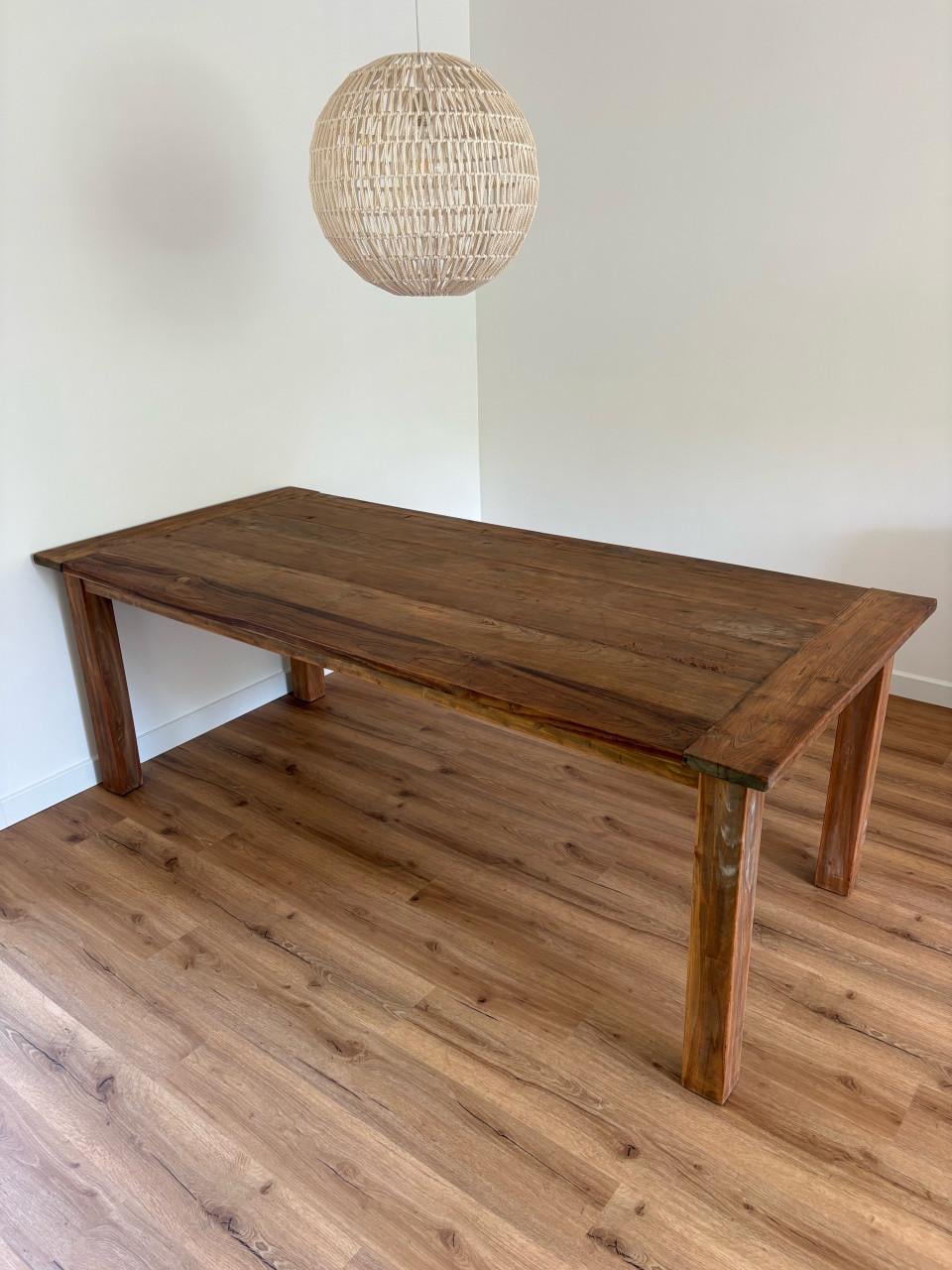 Mooie teakhouten eettafel