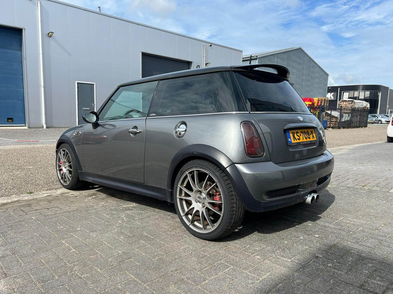 Mini 3-Deurs 1.6 Cooper S Chili Automaat/JCW Pakket/17" LM/Xenon/Lange APK