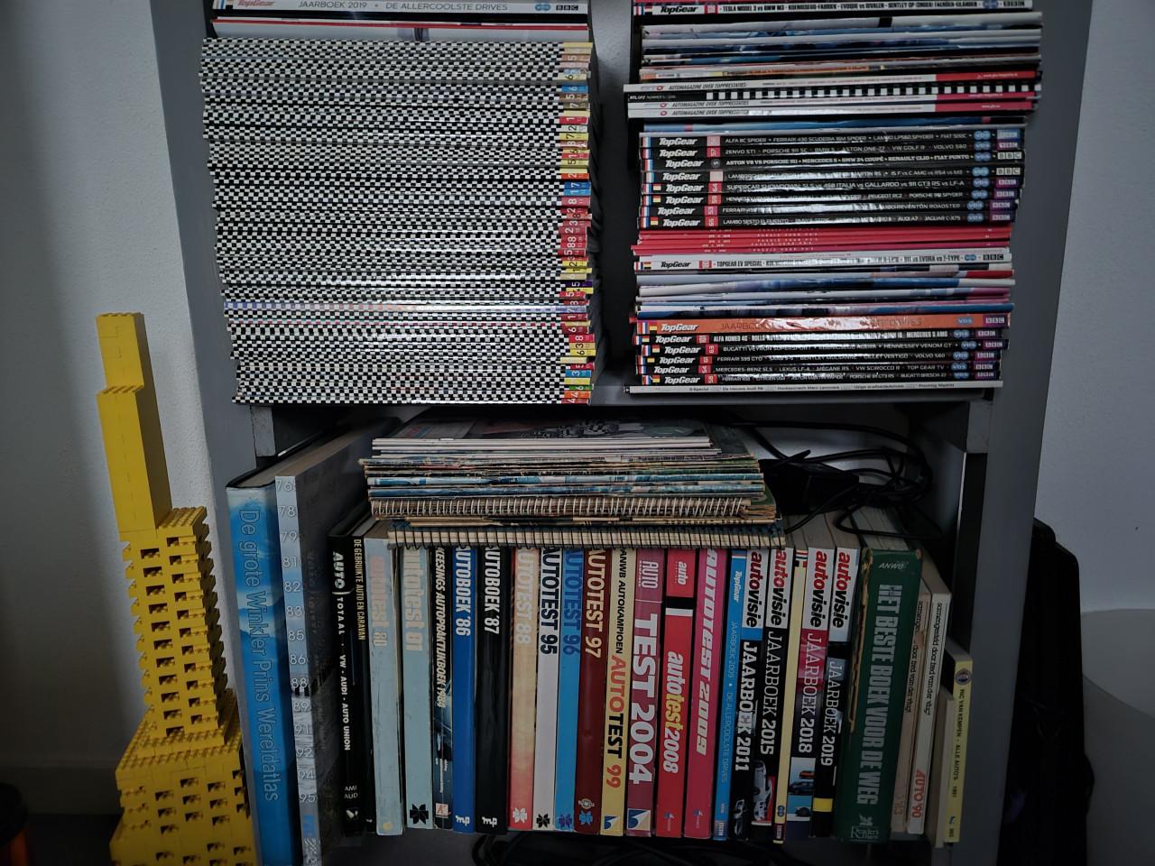 Auto boeken/bladen