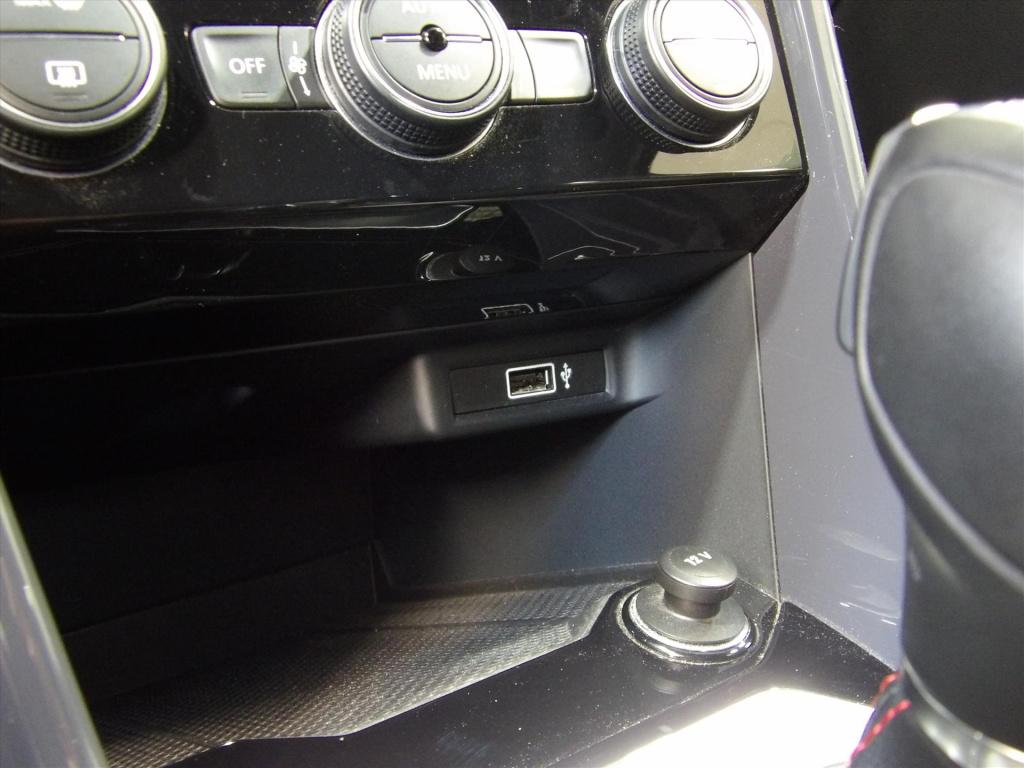 Volkswagen T-roc 1.5 tsi 150pk 7-dsg sport