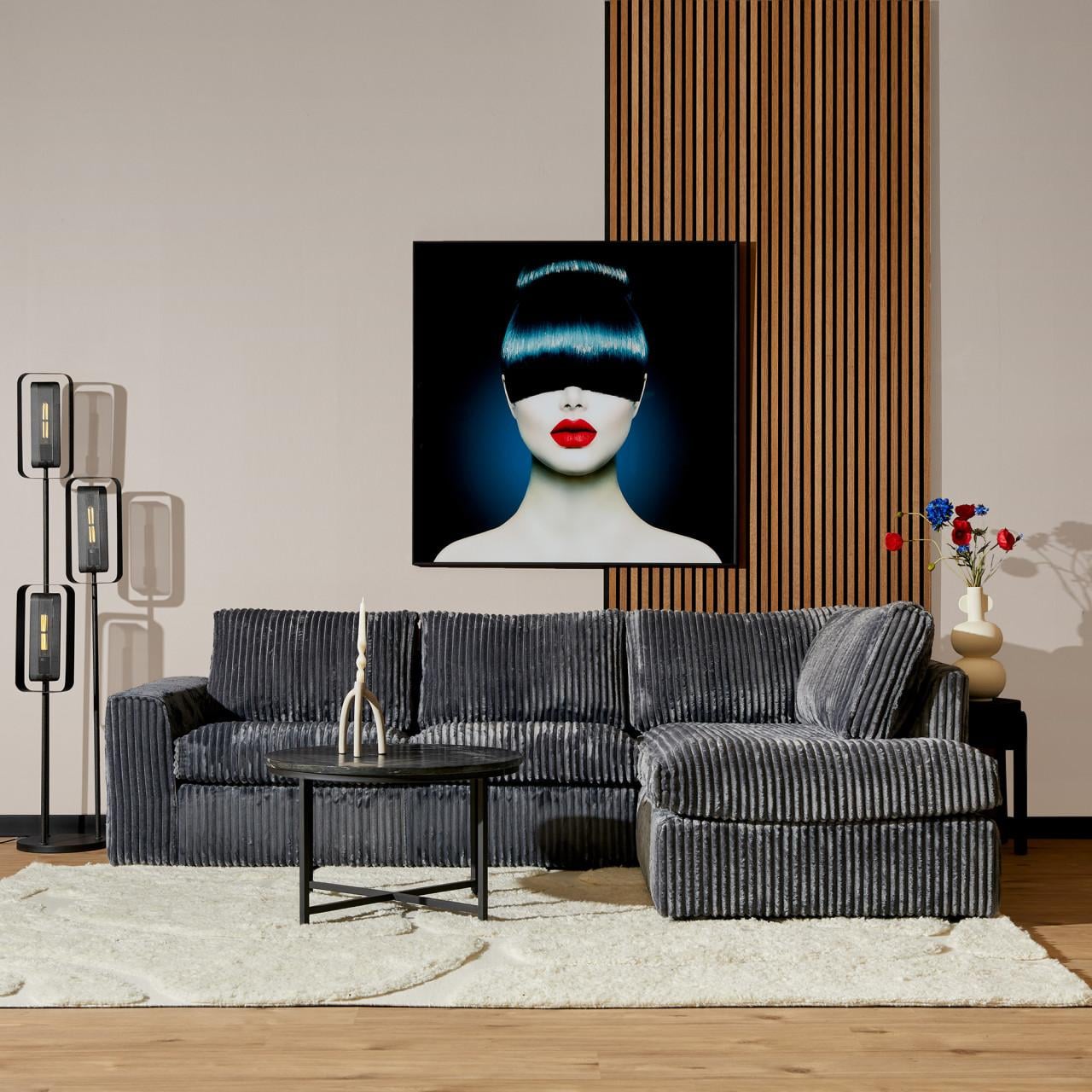 DIVERSE STOER EN SOBER DECO BIJ 3Z FACTORY, MAAR OOK BANKEN KASTEN TAFELS