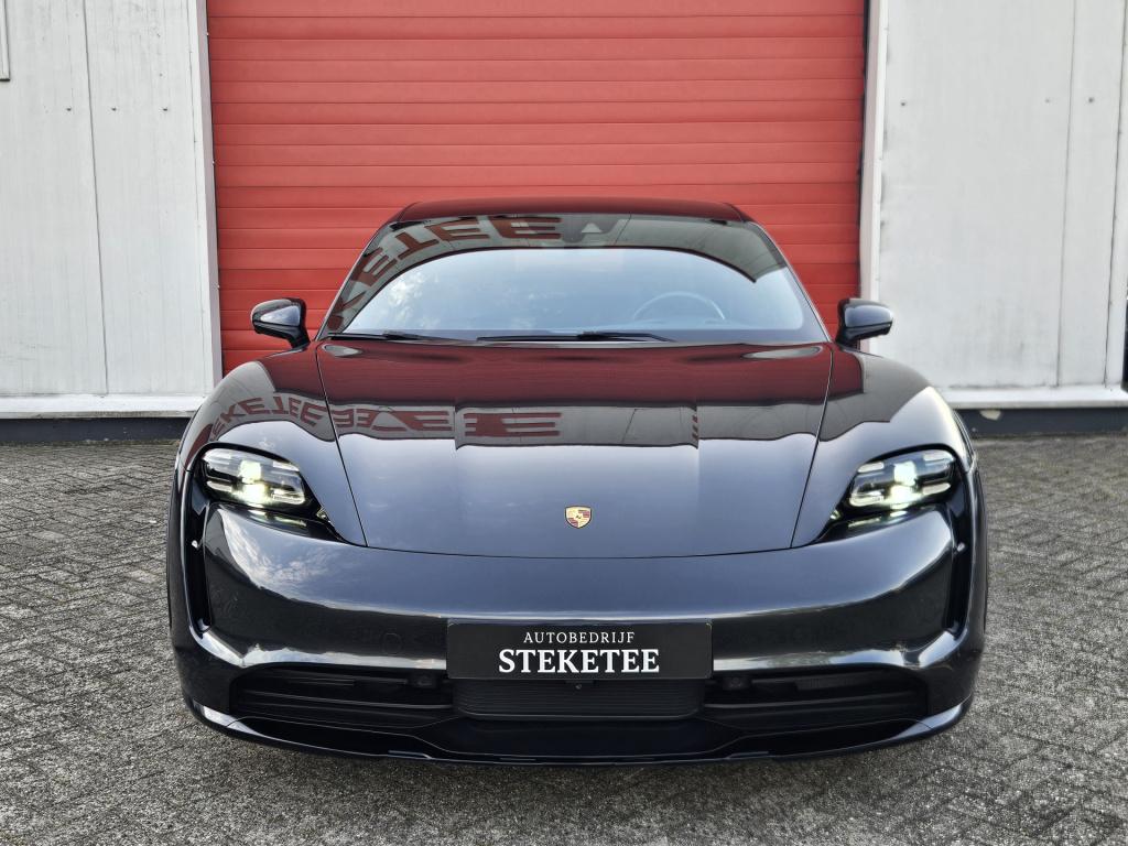 Porsche Taycan cross turismo 4 | pano | dealer onderh. | 93 kwh | rijklaar 