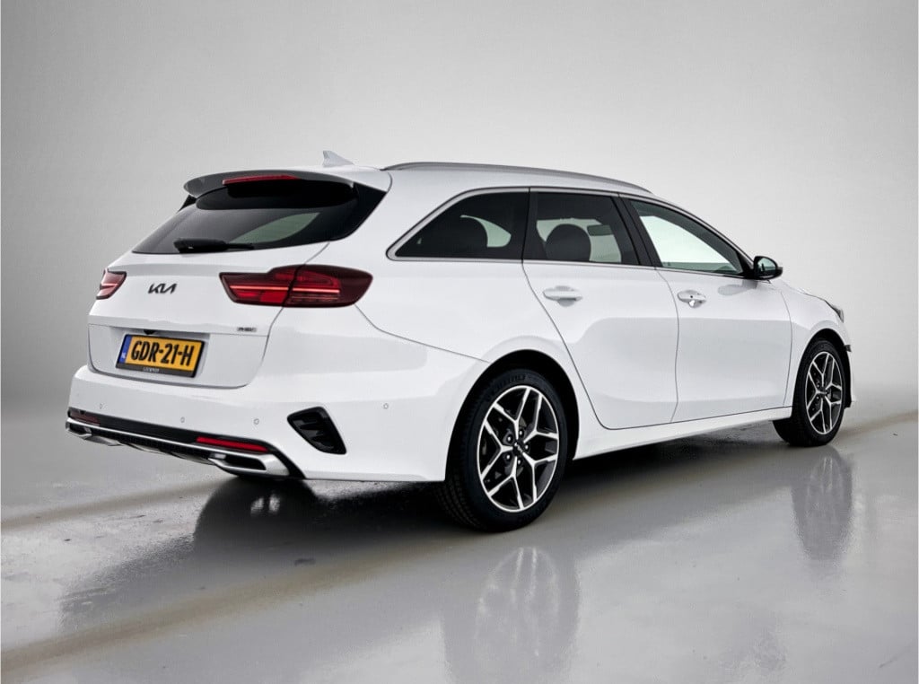 Kia Ceed Sportswagon 1.6 gdi phev executiveline | leder | panoramadak |  st