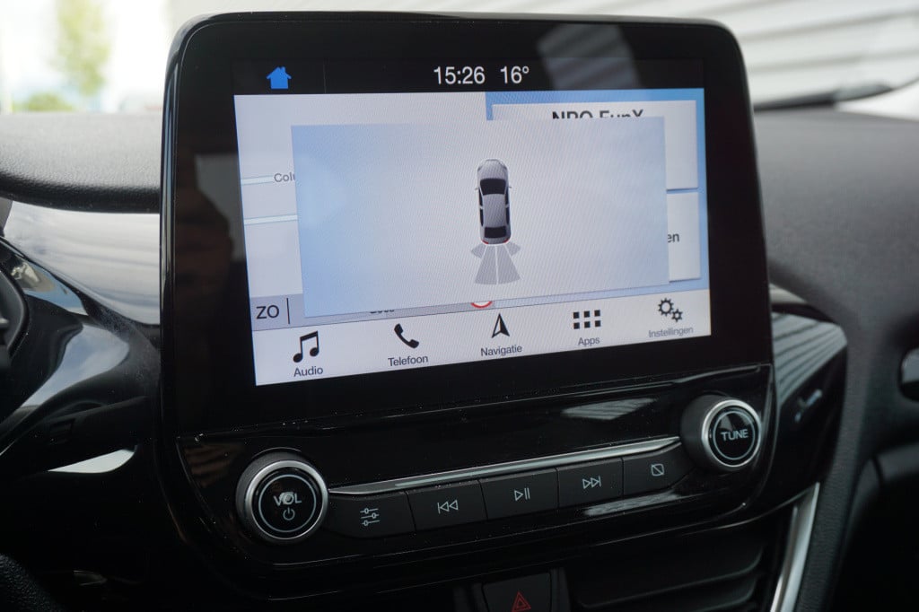 Ford Fiesta 1.1 trend / 1e eigenaar / airco / navi / lane ass. / cruise / p