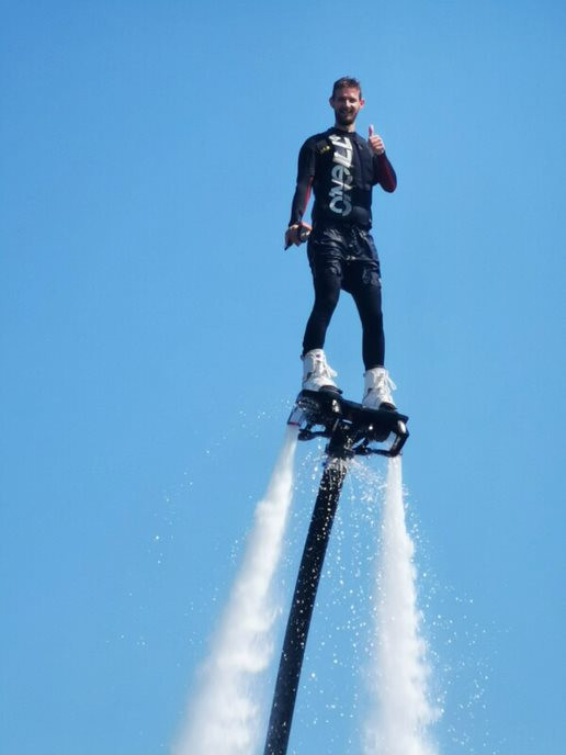Flyboarden