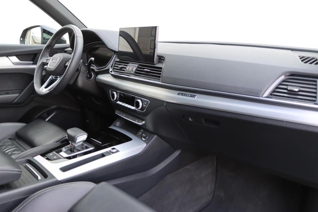 Audi Q5 55 tfsi e s line quattro 367pk s tronic | trekhaak | stoel- en stuu