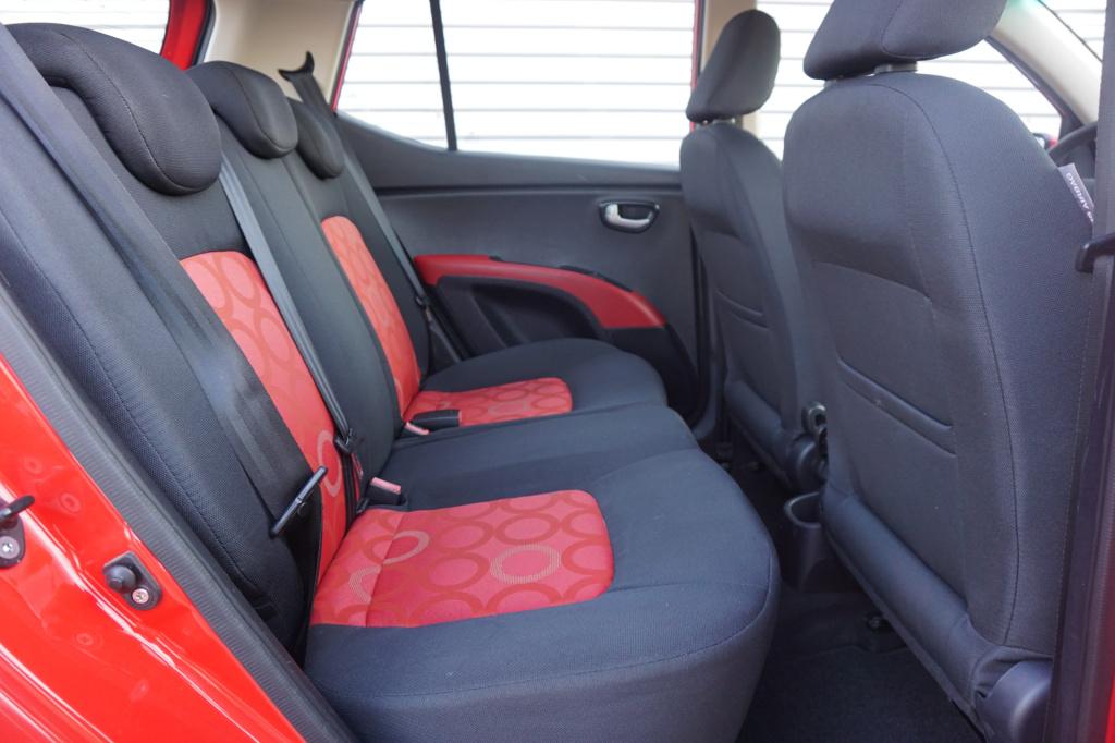 Hyundai I 10 1.1 dynamic xl airco / elektr. ramen / lm velgen / nap / apk t