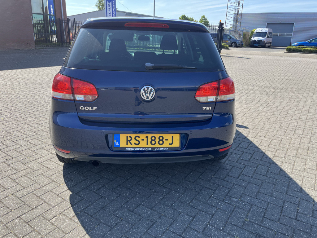 Volkswagen Golf 1.2 tsi style 5 drs clima navi 92 dkm