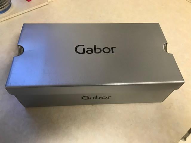 Gabor zwarte pumps van velours mt. 38,5 (5 ½)