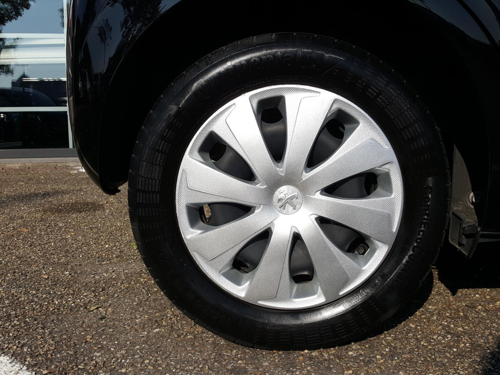 Peugeot 108 active 1.0 e-vti 72pk 5d premium pakket | airco | radio | bluet