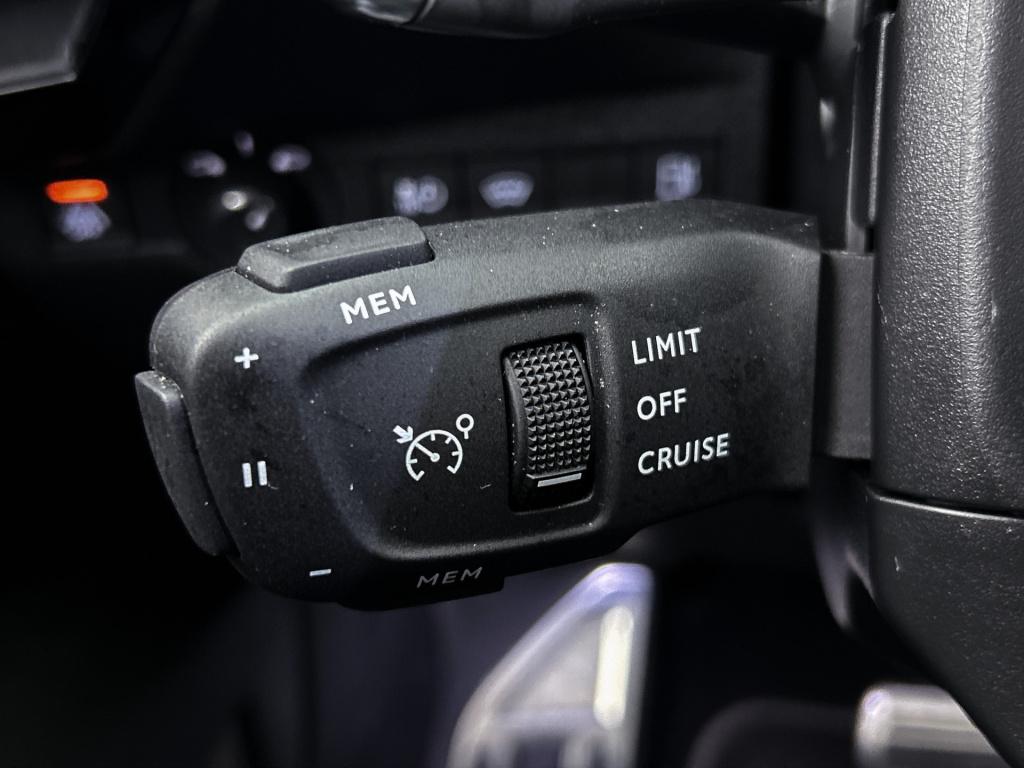 Ds Ds 7 crossback e-tense 4x4 300 pk performance line | rijklaar | panorama