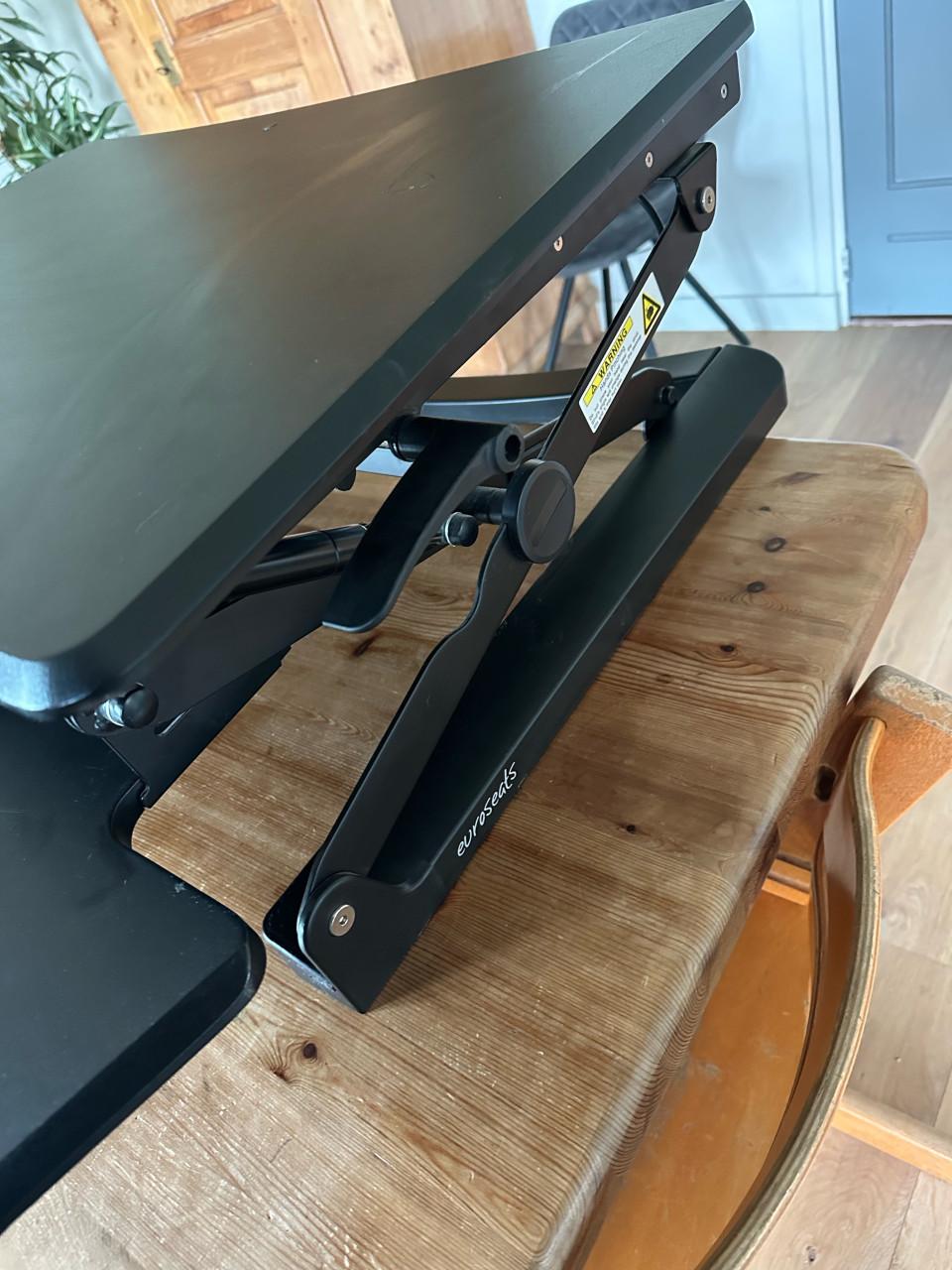 Zit-sta verhoger bureau zwart