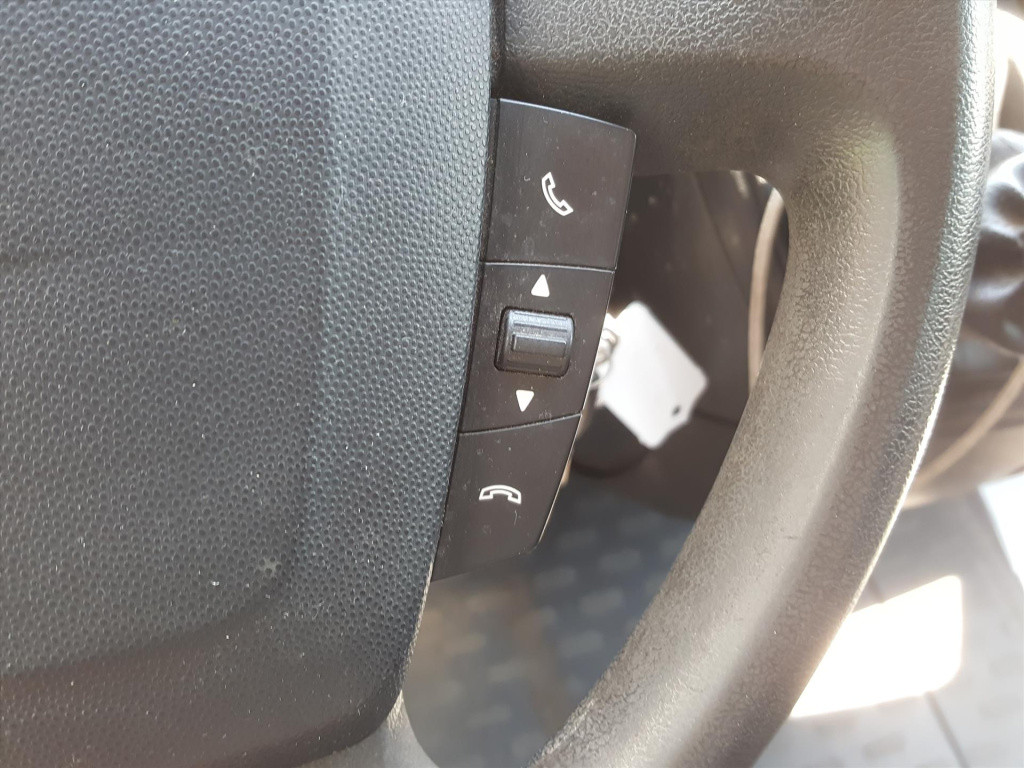 Peugeot Boxer chassisdubbelcabine 3500kg 2.2hdi-130pk dubbele cabine 7perso