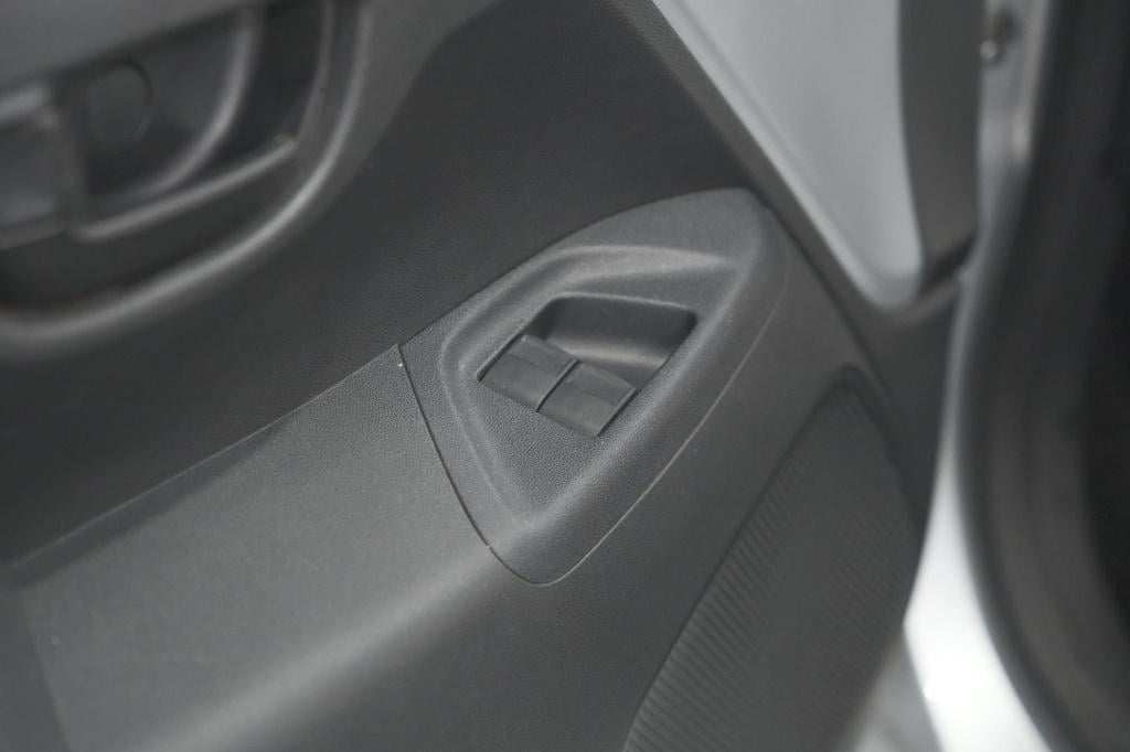 Peugeot 108 1.0 e-vti première | bluetooth radio | airco | 5 deurs