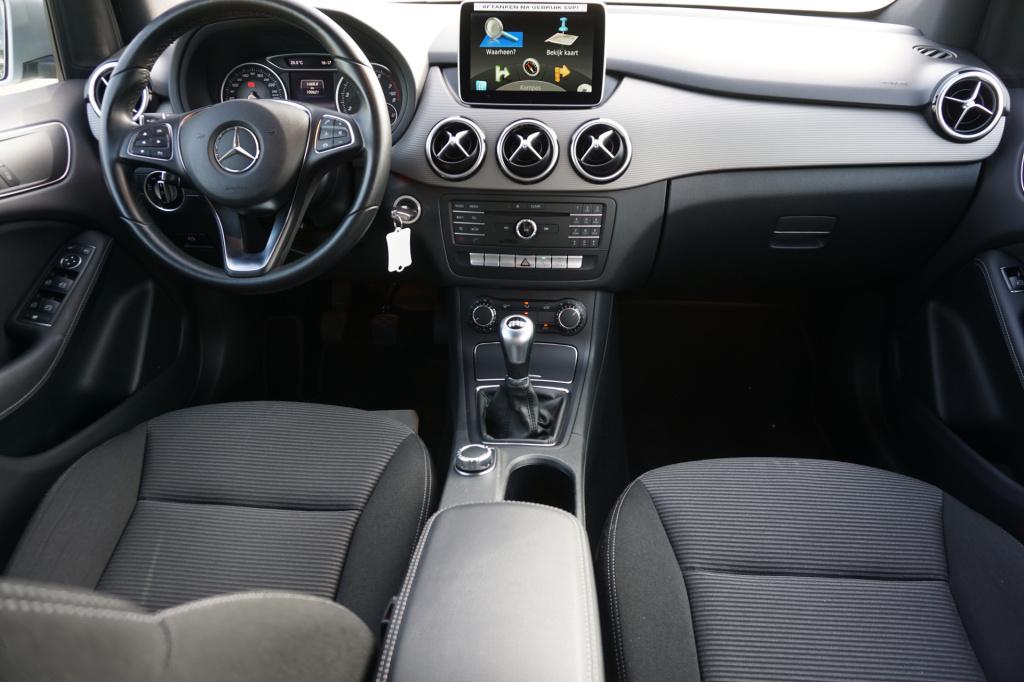 Mercedes-Benz B-Klasse 180 ambition style l facelift uitvoering l xenon l p