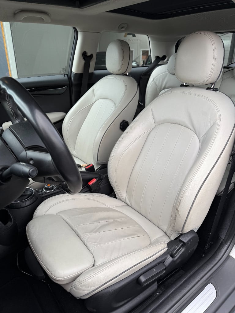 Mini Cooper 1.5 - chili - pano
