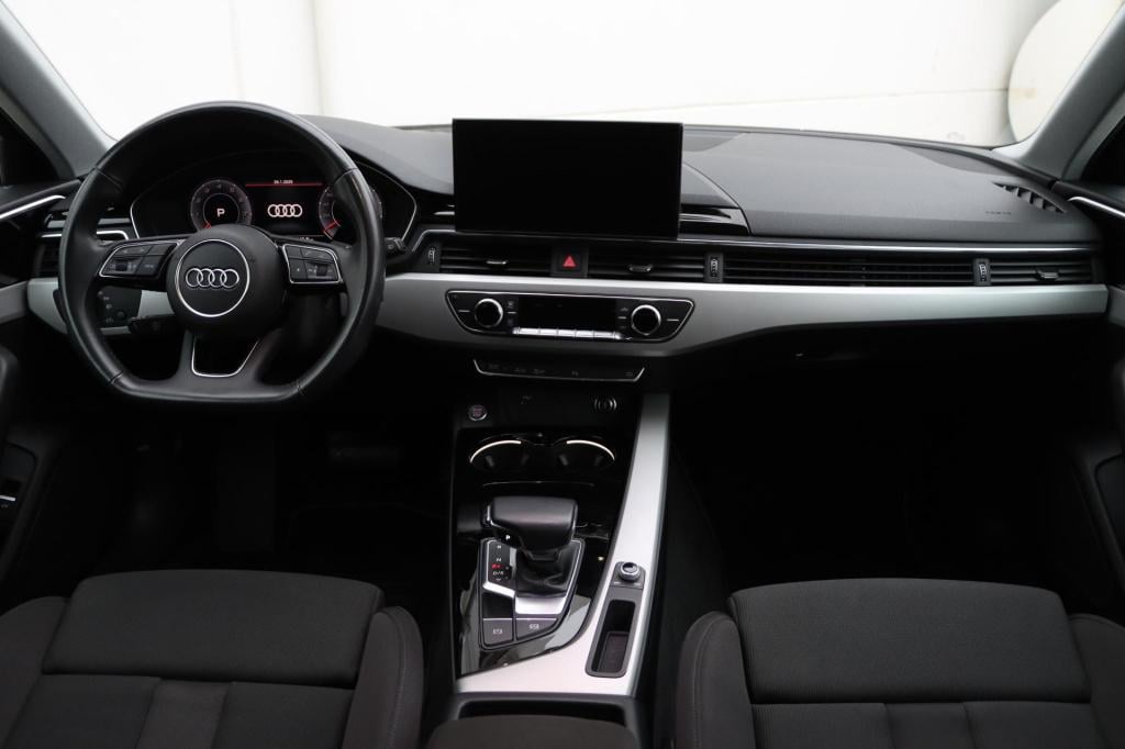 Audi A4 avant 35 tfsi launch edition business 150pk s-tronic