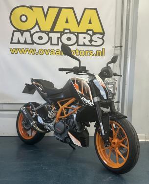 KTM 390 Duke 2013, bijzonder lage km stand
