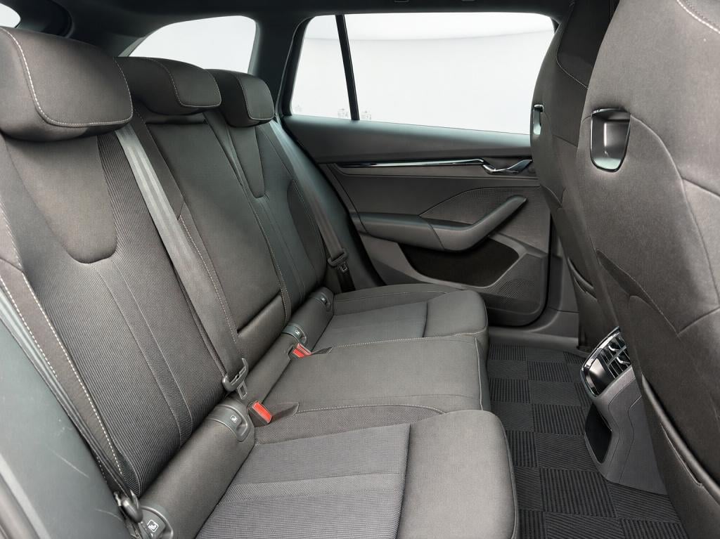 Skoda Octavia combi 1.0 tsi sport business