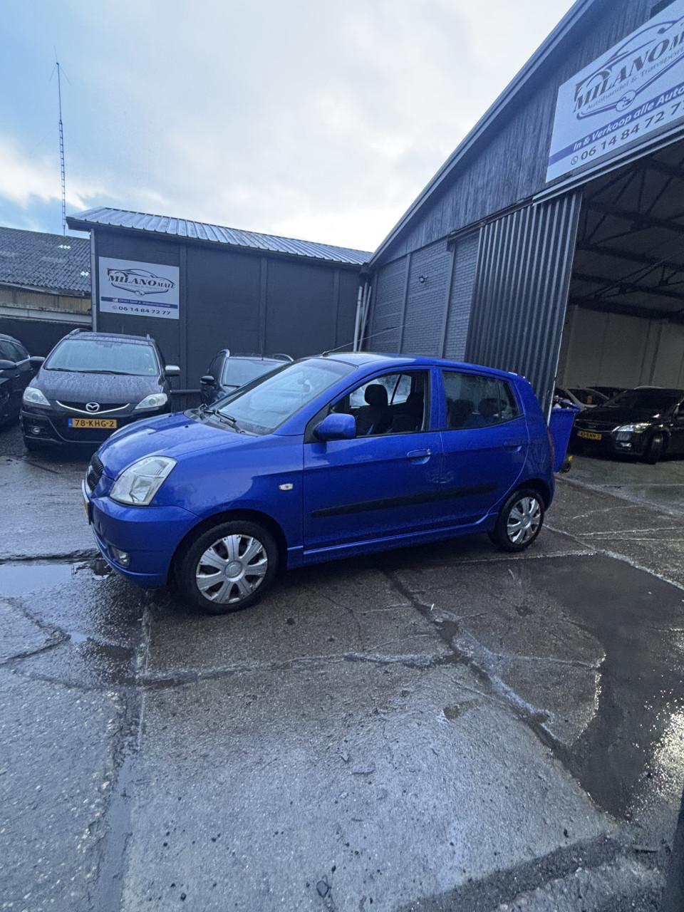 Kia picanto met een voljaar apk!