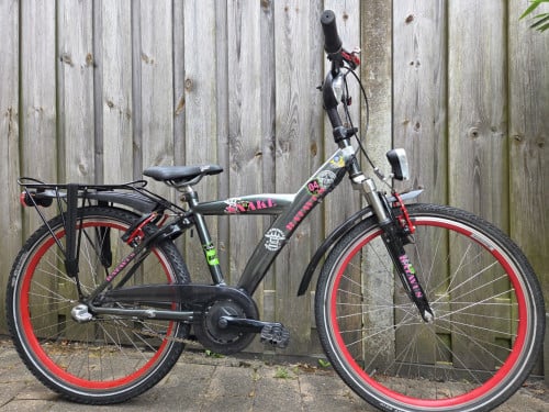 Batavus Snake 24 inch met 3 versnellingen