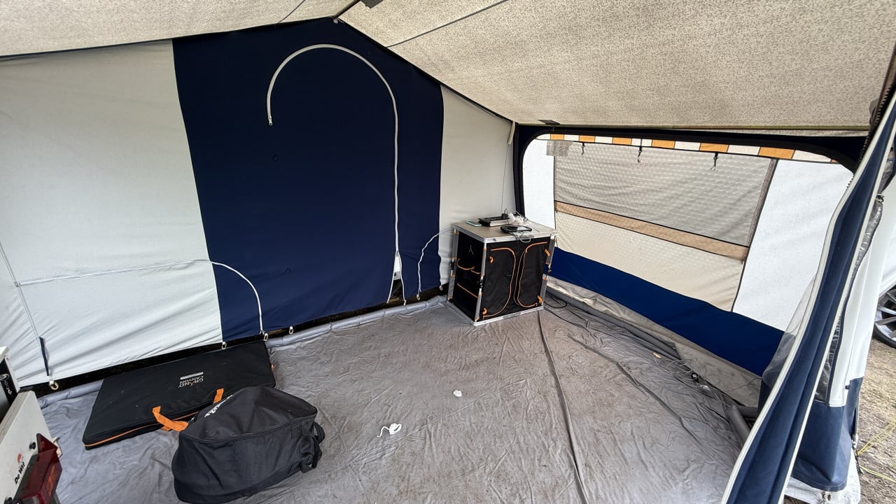 Cabanon Saturn 2003 (vouwwagen)