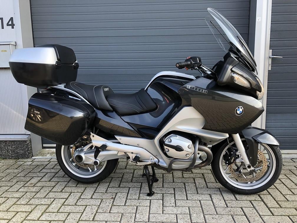 BMW R1200RT ABS uit 2005 met 79dkm, comfortzadel, topkoffer etc €3795,-