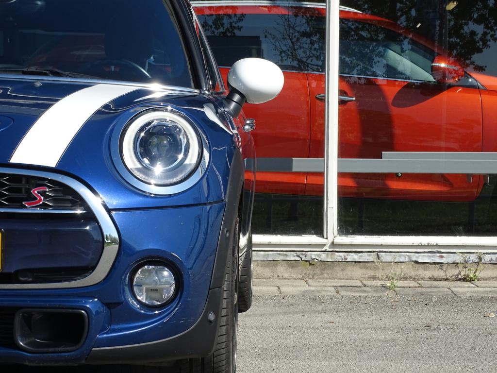 Mini Cooper mini 2.0 sd chili serious business automaat | led | leder | pan
