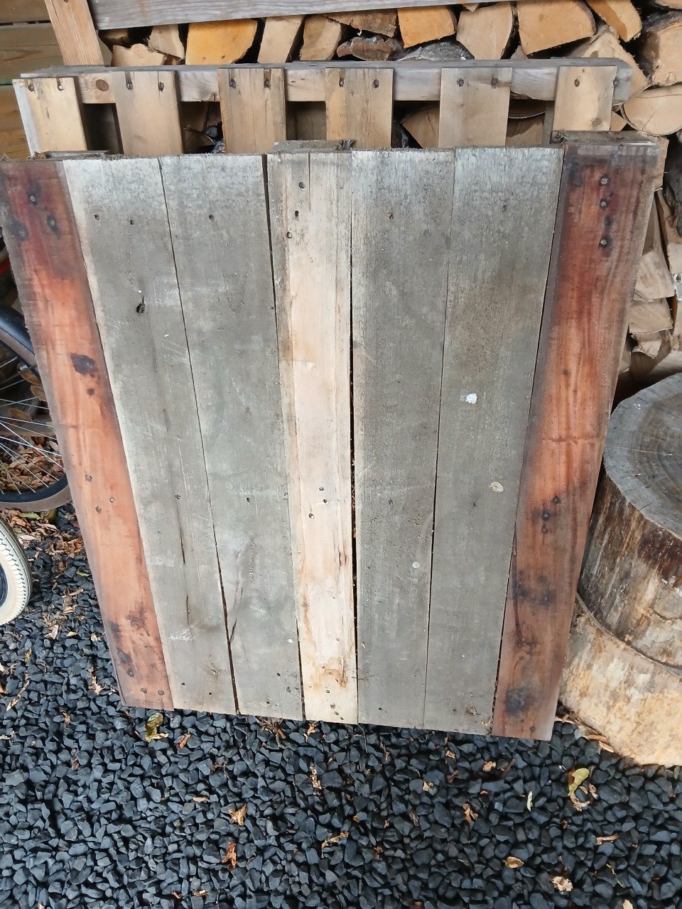 2 houten pallets - gratis afhalen