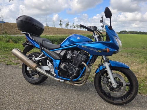 Suzuki GSF600S Bandit incl topkoffer (Inruil mogelijk)