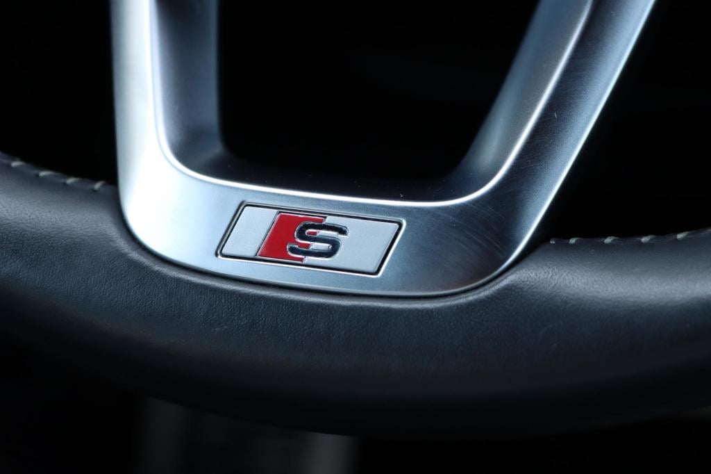 Audi Q5 45 tfsi quattro s edition 245pk s tronic