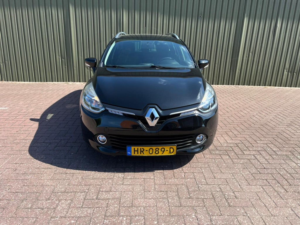 Renault Clio estate 0.9 tce night&day