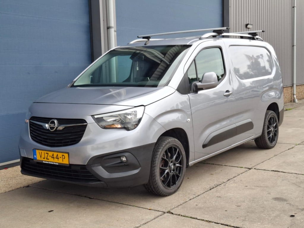 Opel Combo 1.5d l2h1 edition automaat / airco / cruise controle / trekhaak 