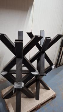 Grote partij salontafel en eettafel onderstellen