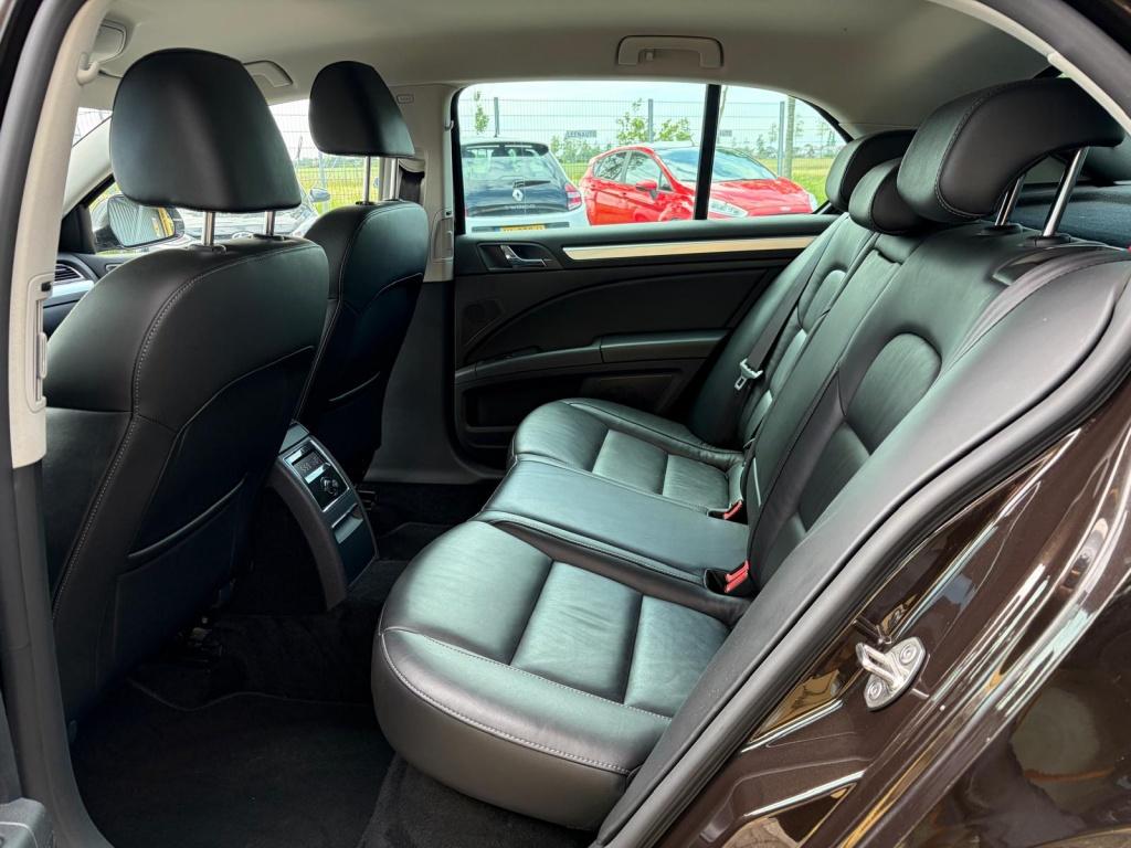 Skoda Superb 2.0 tsi elegance bns