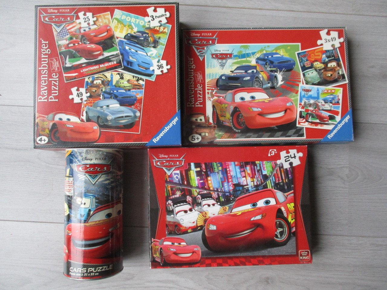 5 cars puzzels en speeldoos