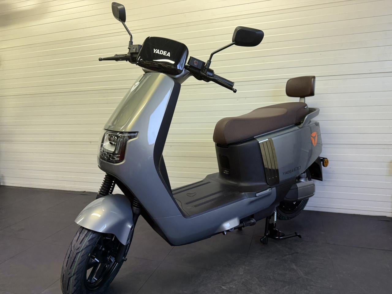Yadea E10 – Woon/Werk E-Scooter – Voor €1.998,-