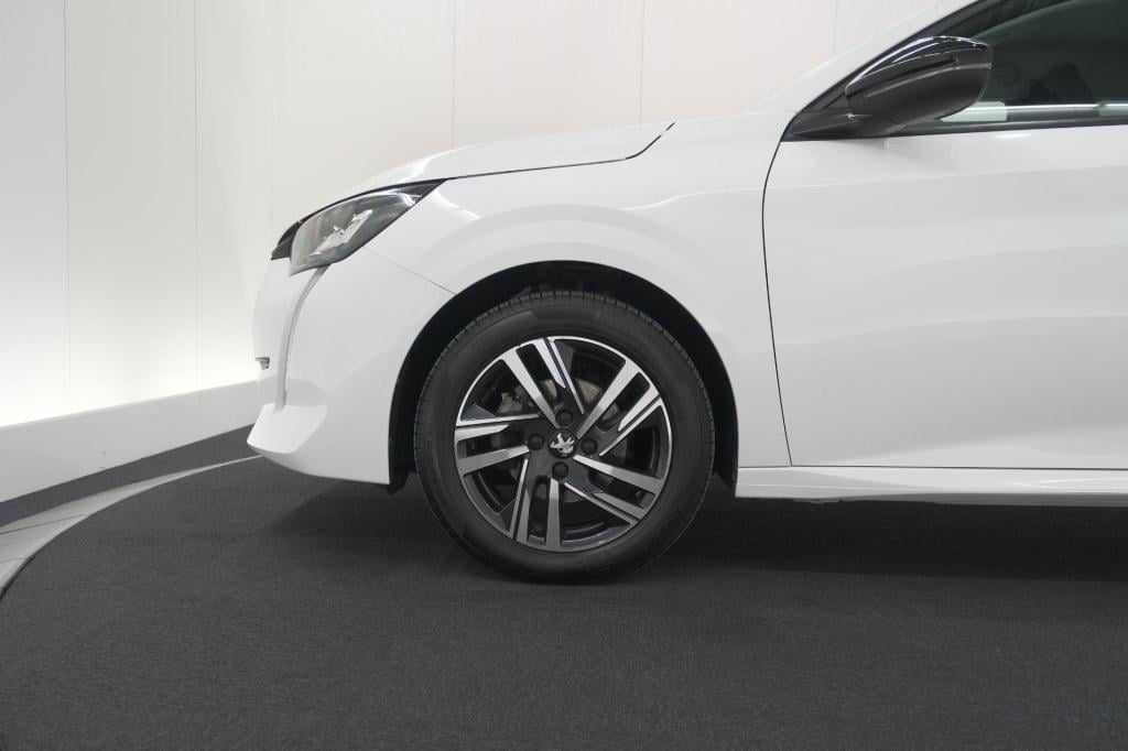 Peugeot 208 puretech 75 allure | camera | apple carplay | parkeersensoren |