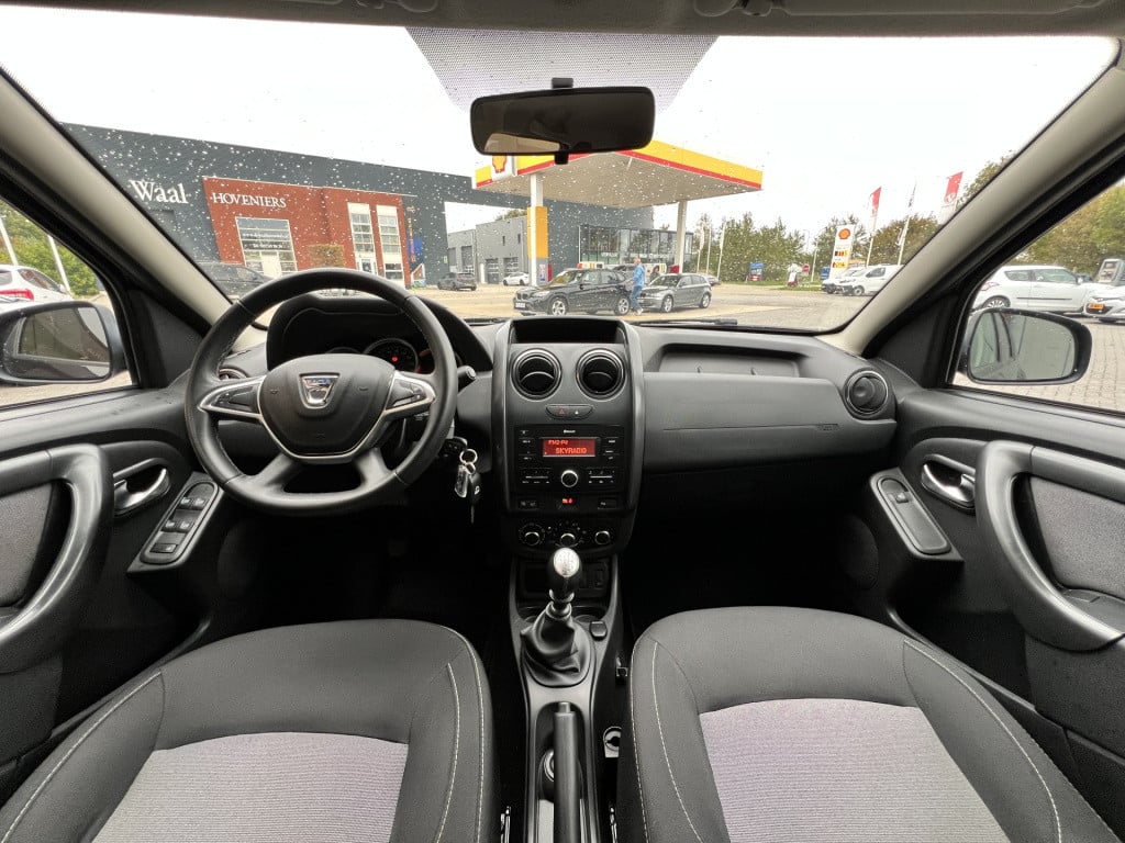 Dacia Duster 1.2 tce 4x2 lauréate | airco | cruise control | trekhaak