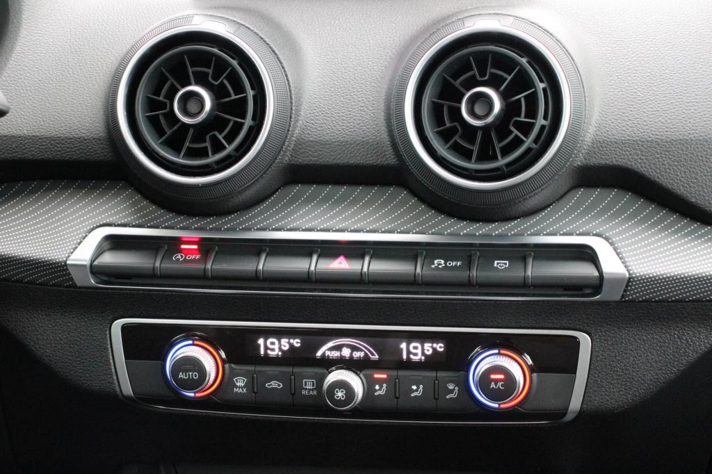 Audi Q2 1.4 tfsi | limited | s-tronic | led | navi