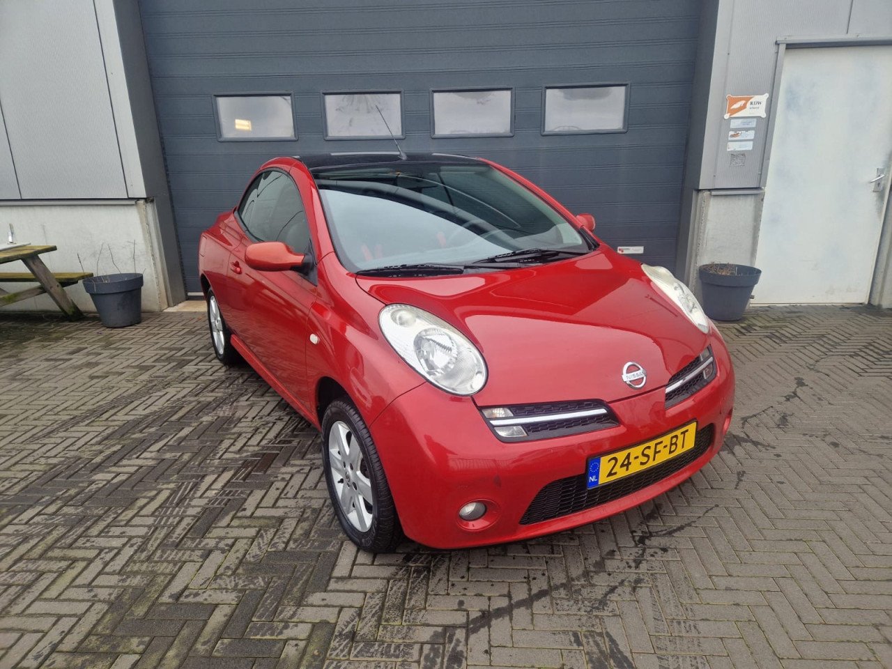 TE KOOP NISSAN MICRA 1.4 CABRIOLET VOL JAAR APK BIJ AFLEVERING