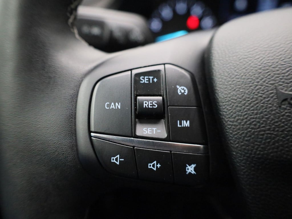 Ford Puma 1.0 ecoboost hybrid titanium | climate control | cruise control |