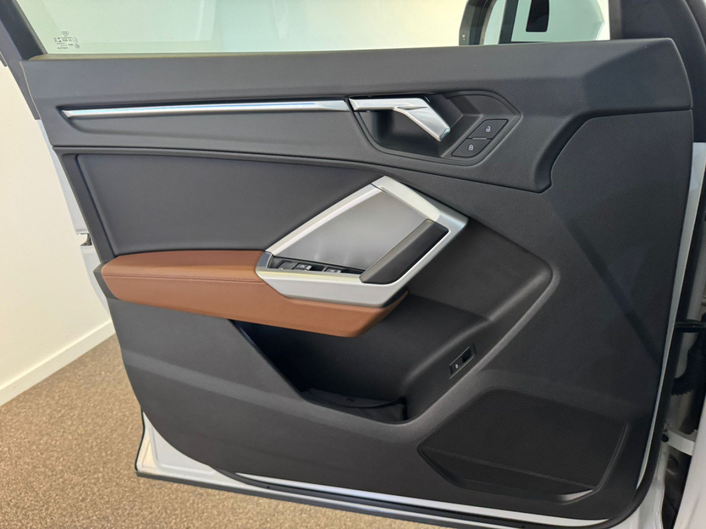 Audi Q3 35 tfsi advanced