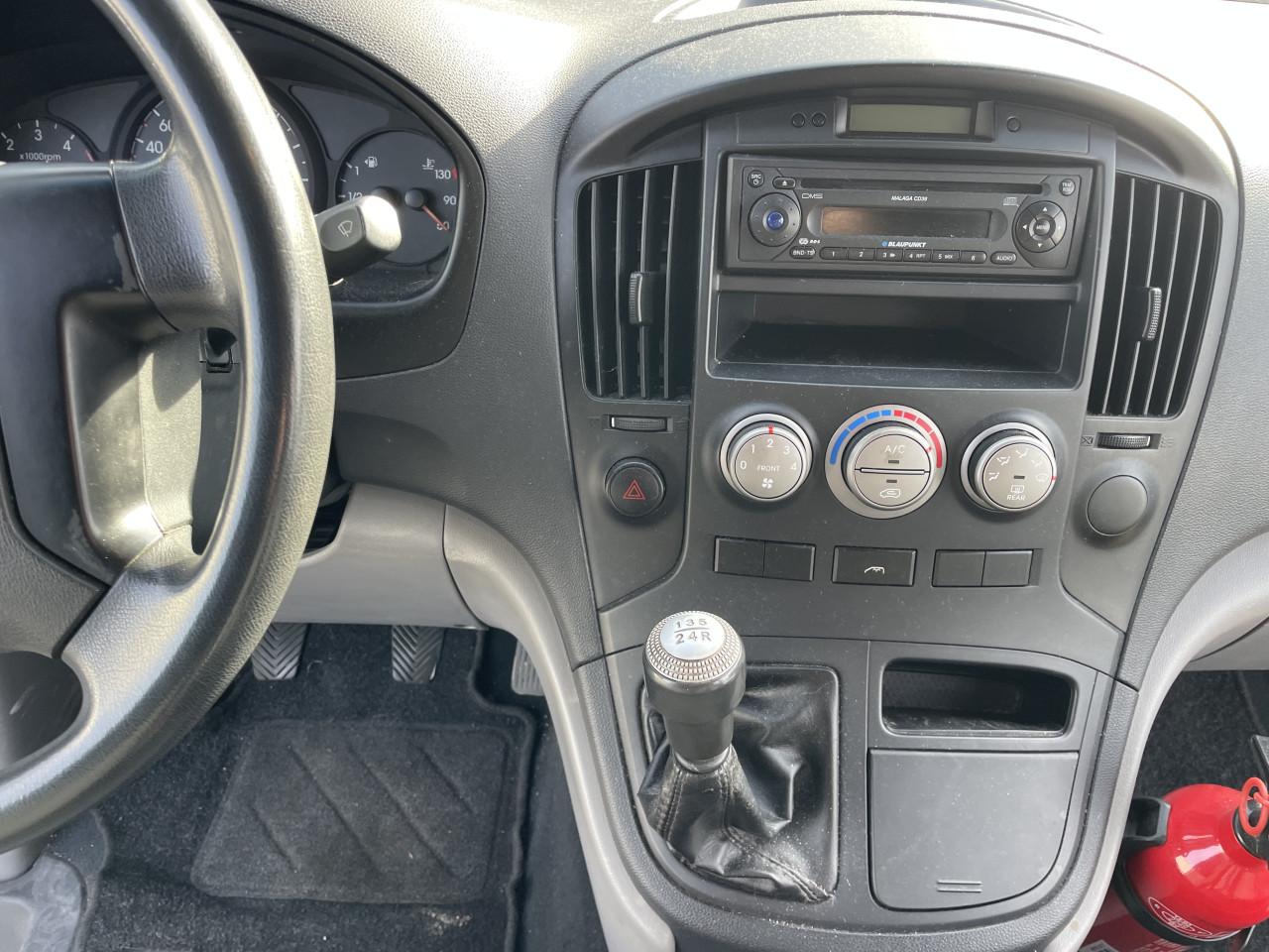 Hyundai h300 2.5 crdi camperbus