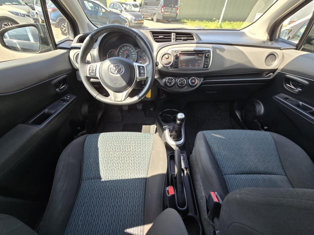 Toyota Yaris 1.0 vvt-i aspiration