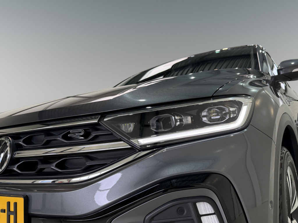 Volkswagen T-roc 1.5 tsi 150pk dsg r-line | acc | side assist | camera