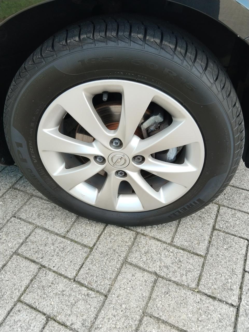 Opel Agila Berlín 1.0 jaar 2015