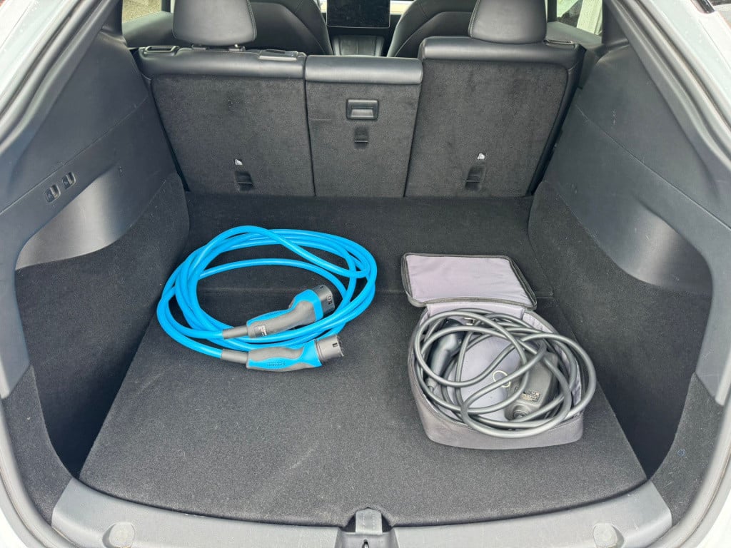 Tesla Model Y long range awd 75 kwh