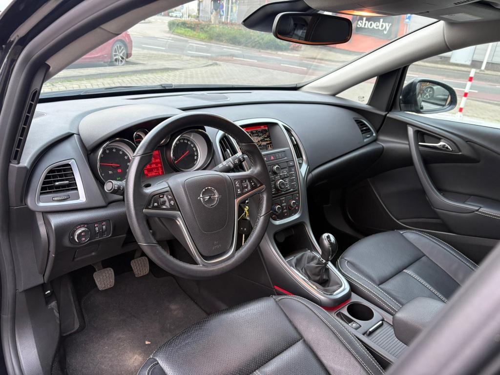 Opel Astra 1.4 turbo blitz