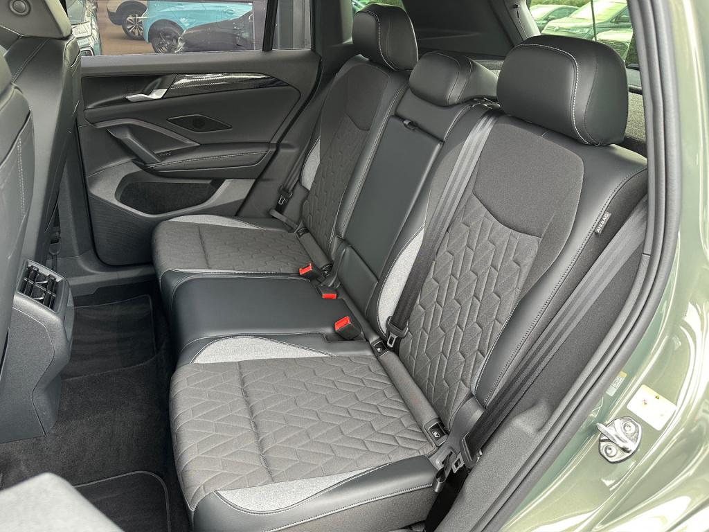 Volkswagen Tiguan 1.5 etsi 150pk dsg goal | trekhaak | 360 camera | iq ligh